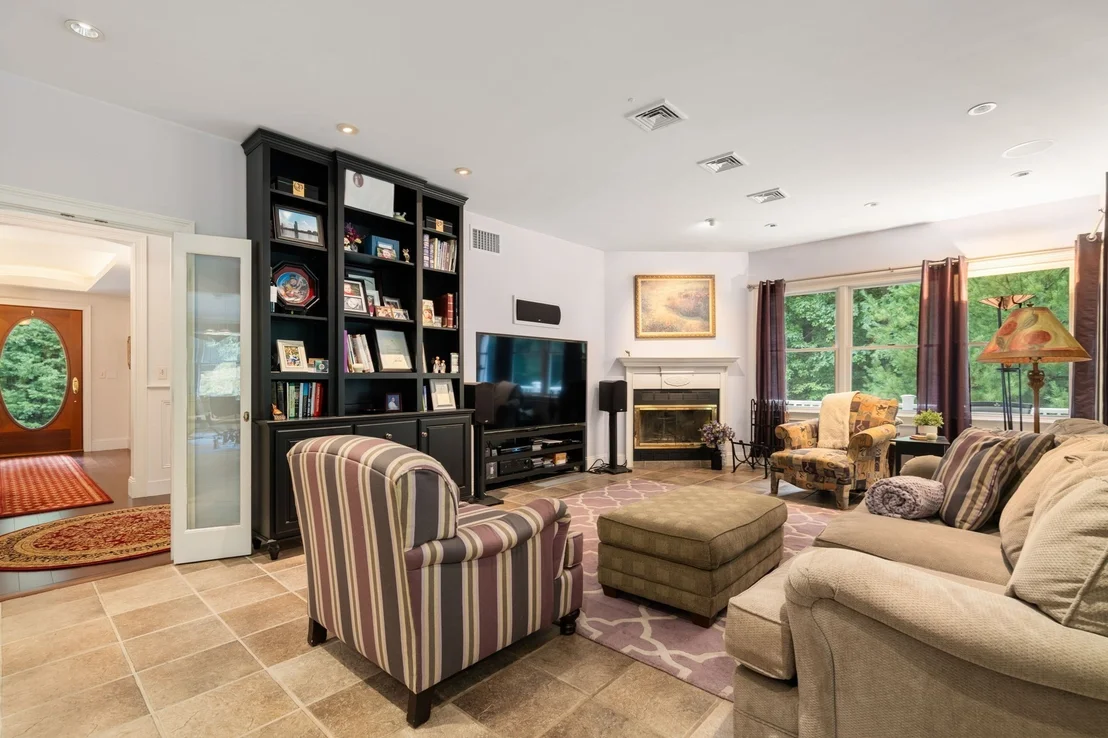 Photo of 303 Pine Street
