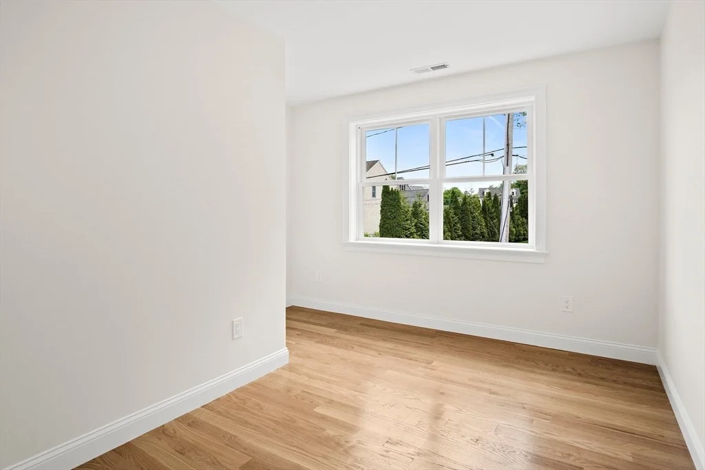 Photo of 7 Locust Street