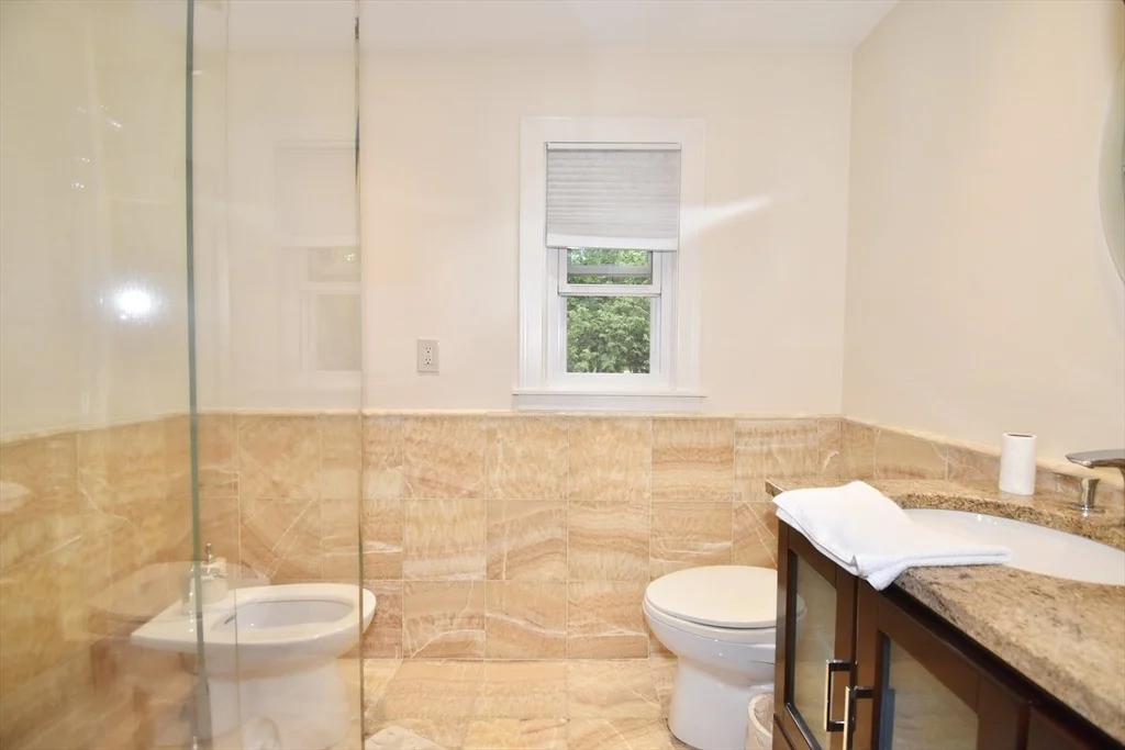 Photo of 166 Primrose Dr