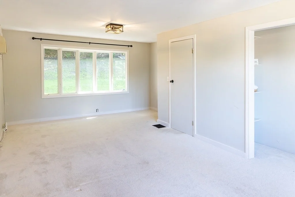 Photo of 24 Belvidere Rd