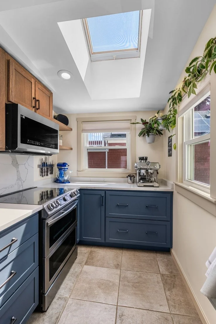 Photo of 32 Crescent Ave