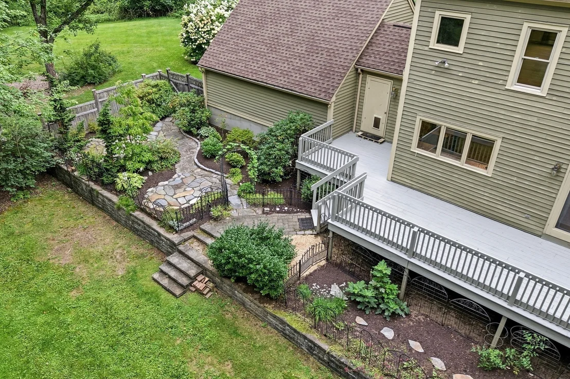 Photo of 16 Birch Ln
