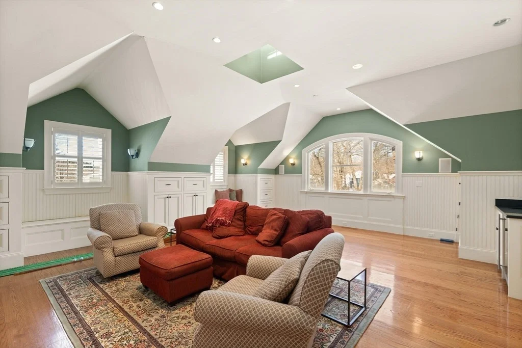 Photo of 30 Underhill