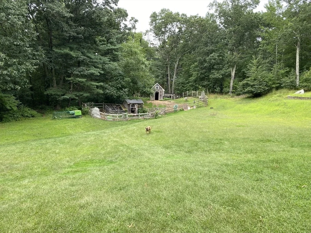 Photo of 735 Prentice