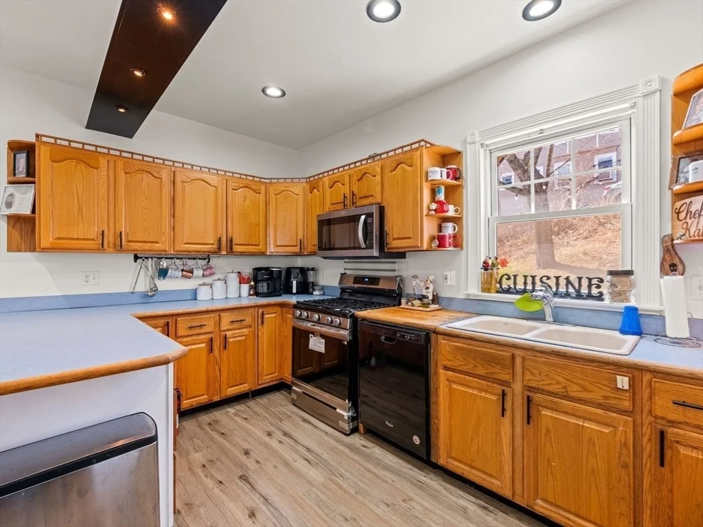 Photo of 72 Cook St