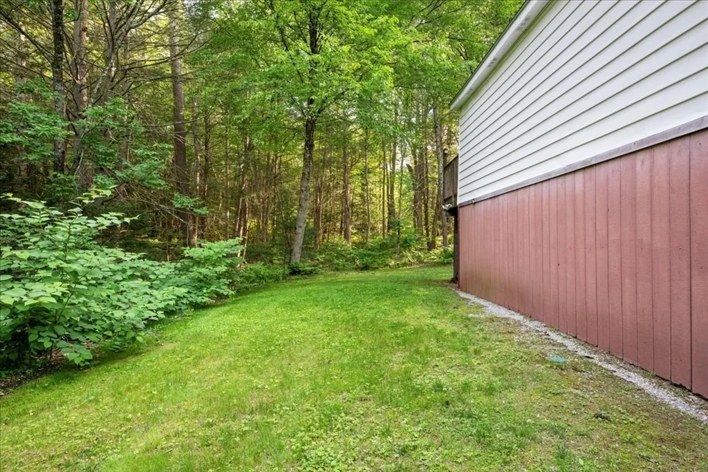 Photo of 39 Mashapaug Rd
