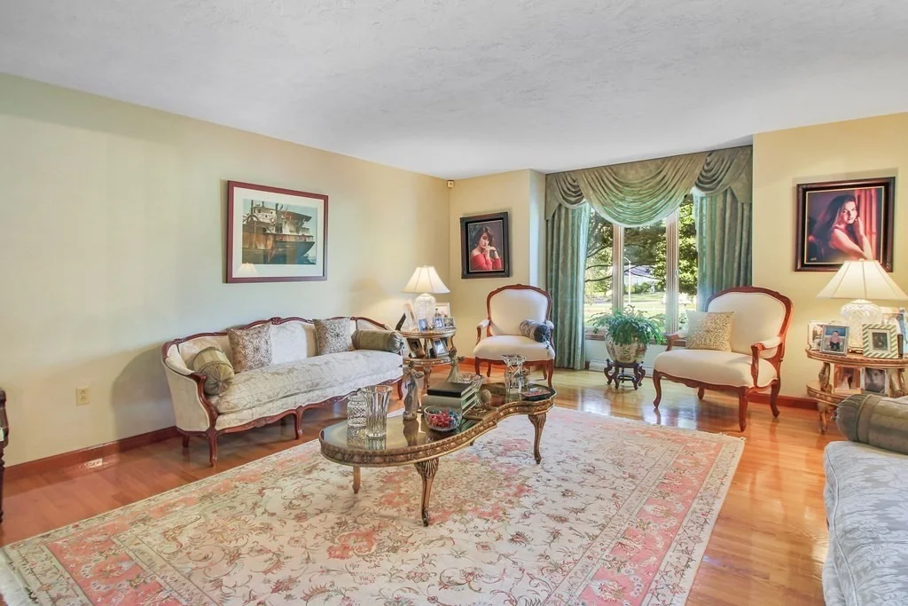 Photo of 15 Greenview Lane