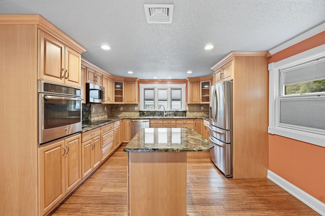 Photo of 36 Crescent Dr