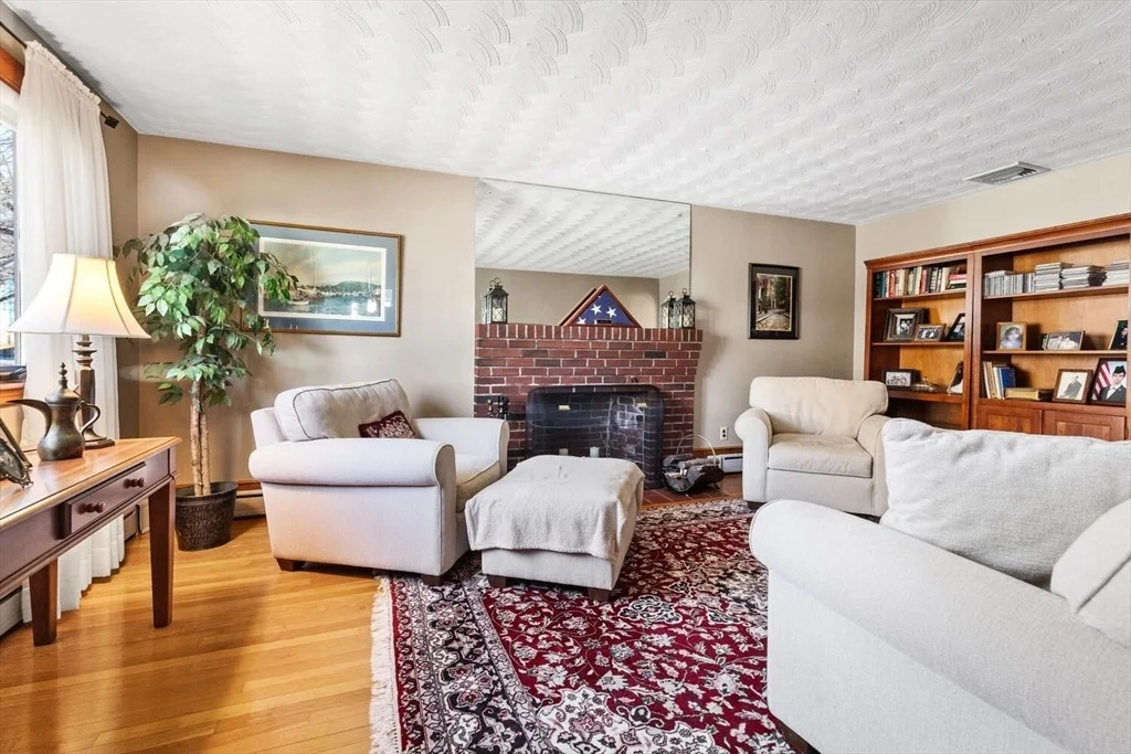 Photo of 14 Meadow Brook Road