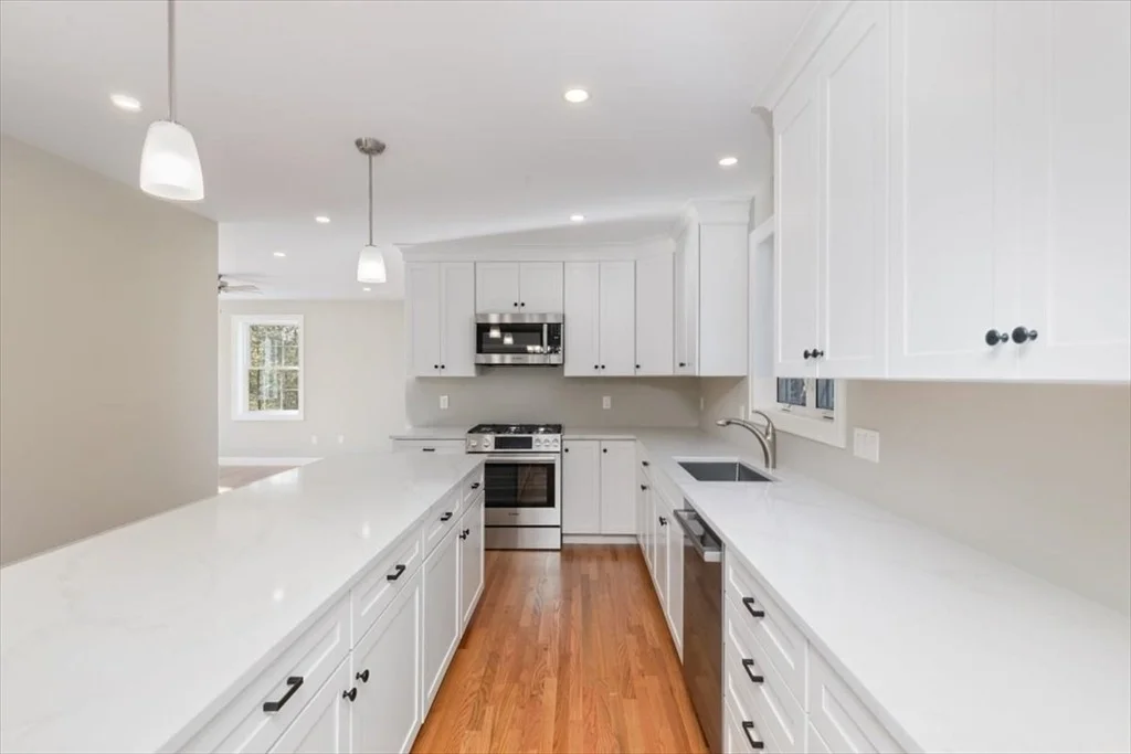 Photo of 799 Lowell Street