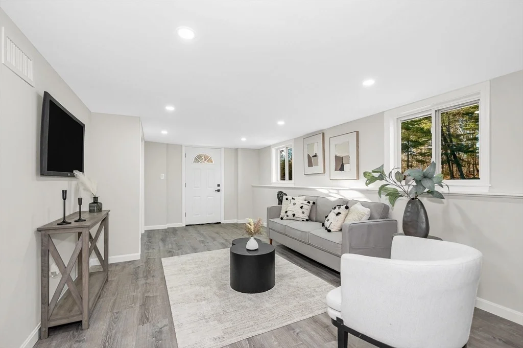 Photo of 4 Melody Ln