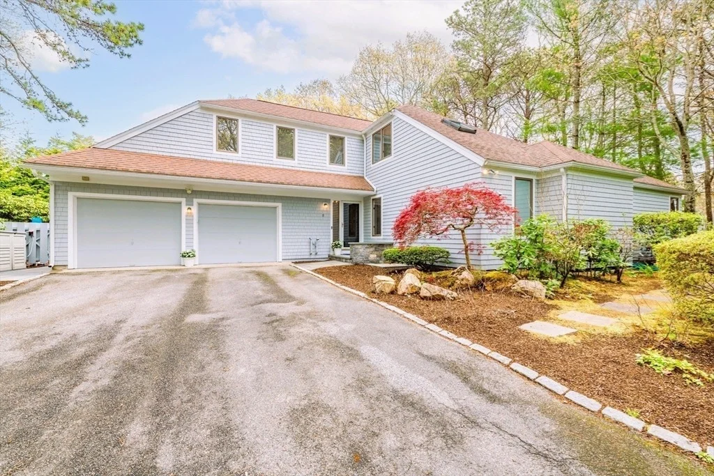 Photo of 8 Walton Knob