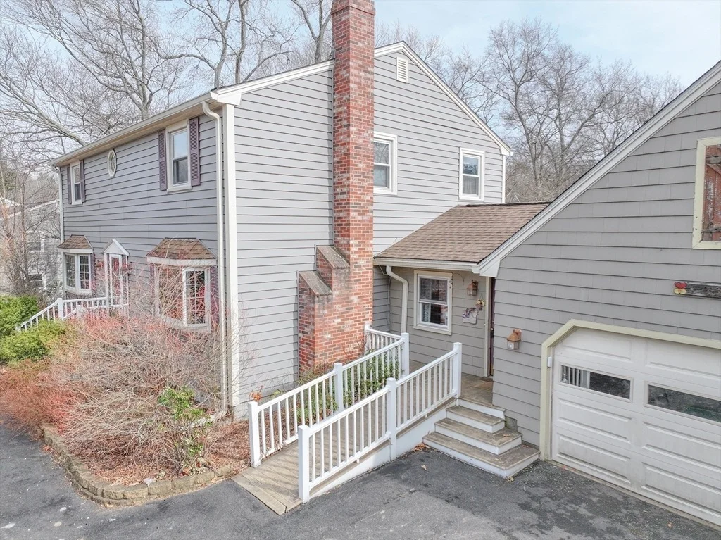 Photo of 10 Brookside Road