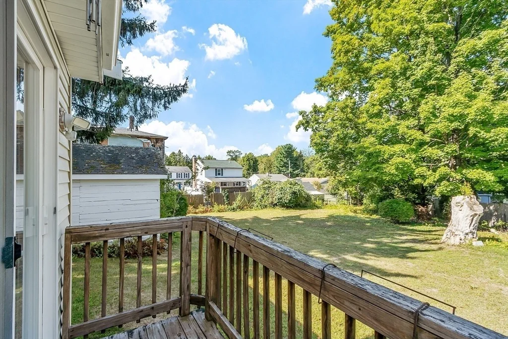 Photo of 33 West Meadow Road