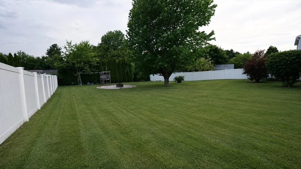 Photo of 7 Rolling Ridge Rd