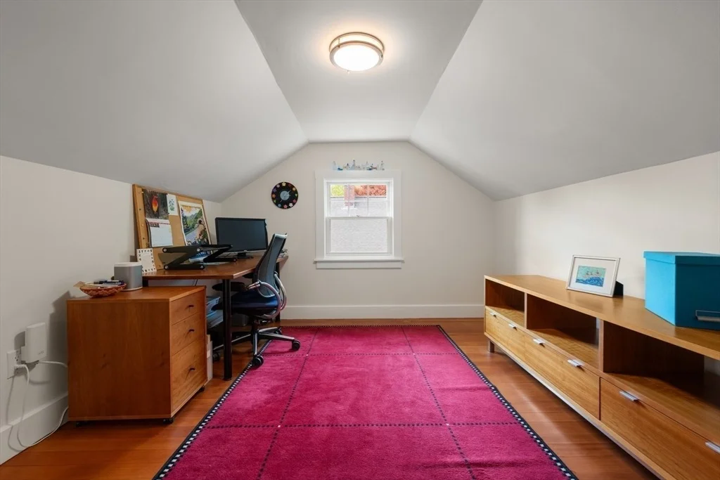 Photo of 8 Charlotte Rd
