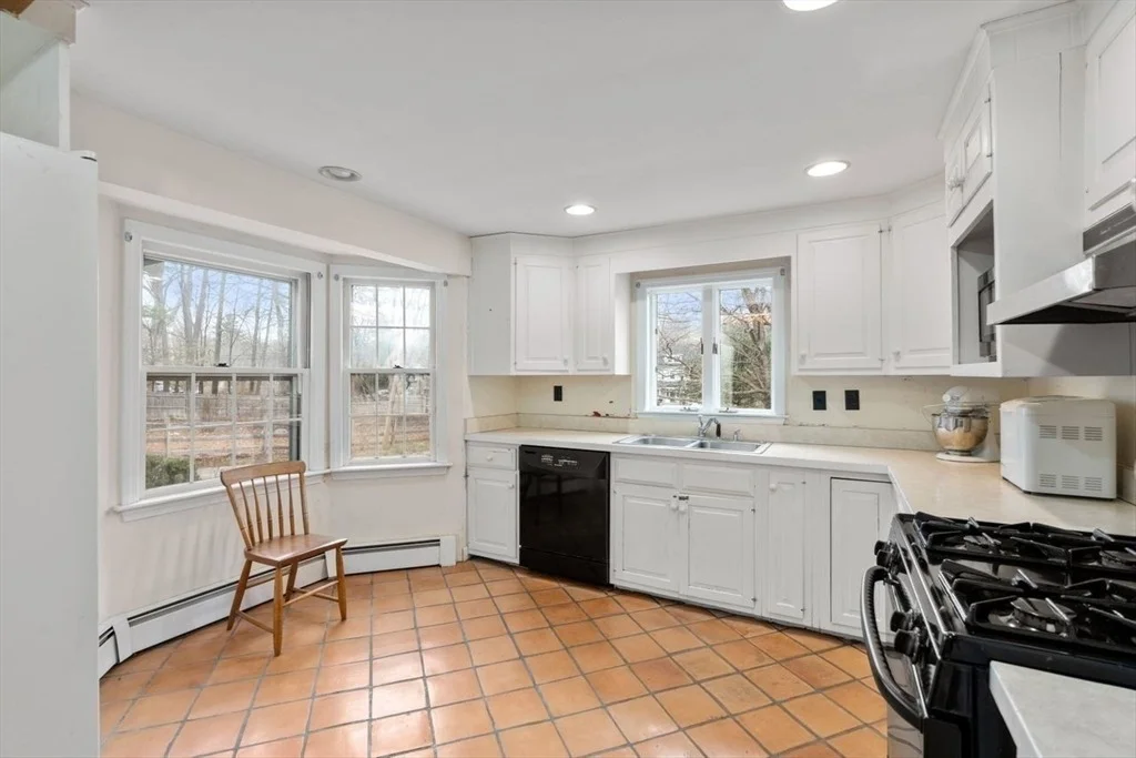 Photo of 422 Liberty Square Rd