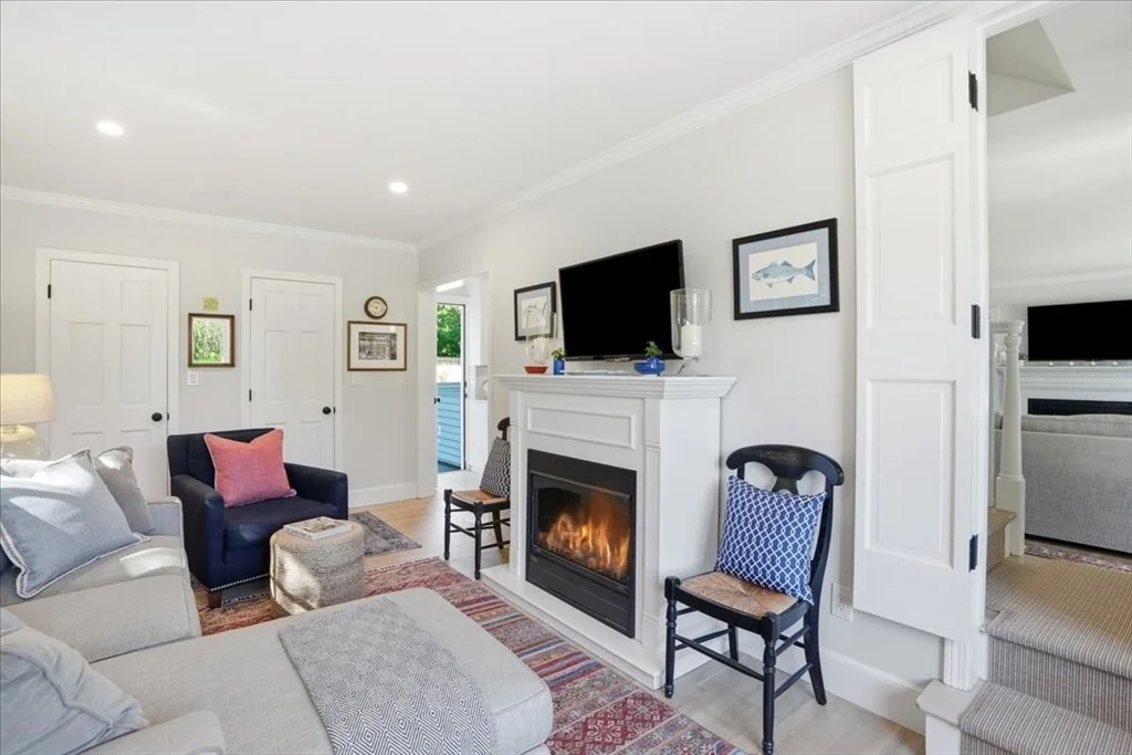 Photo of 77 Cushing Road