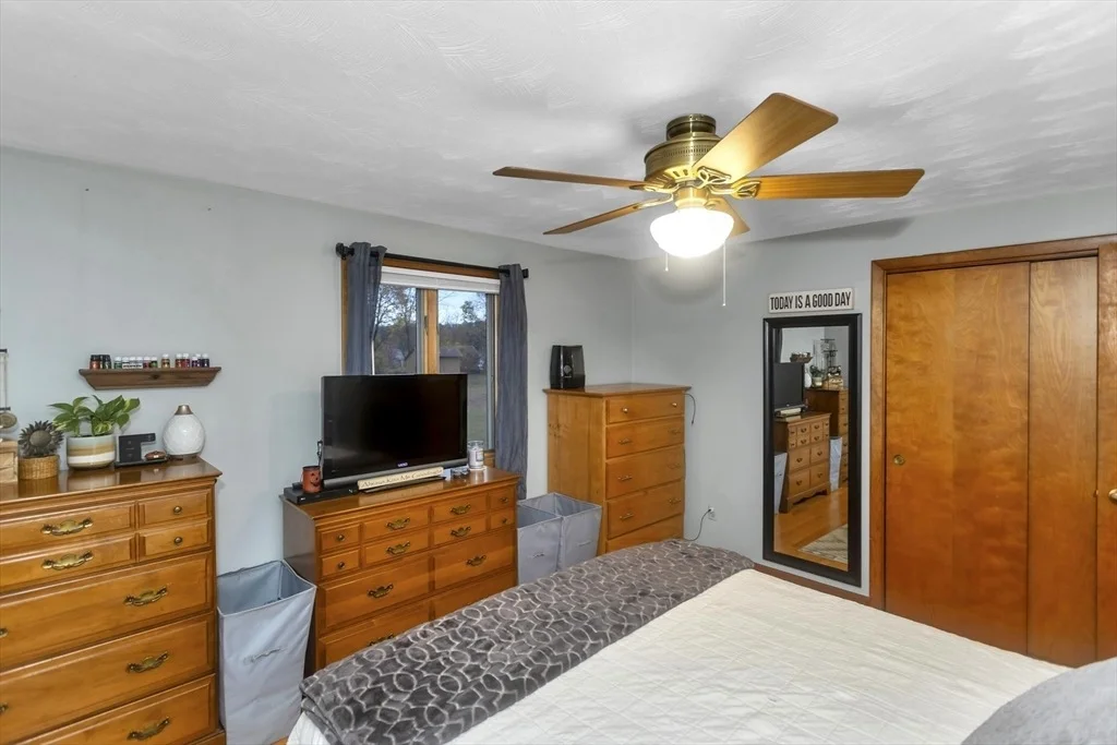 Photo of 166 Montgomery Rd