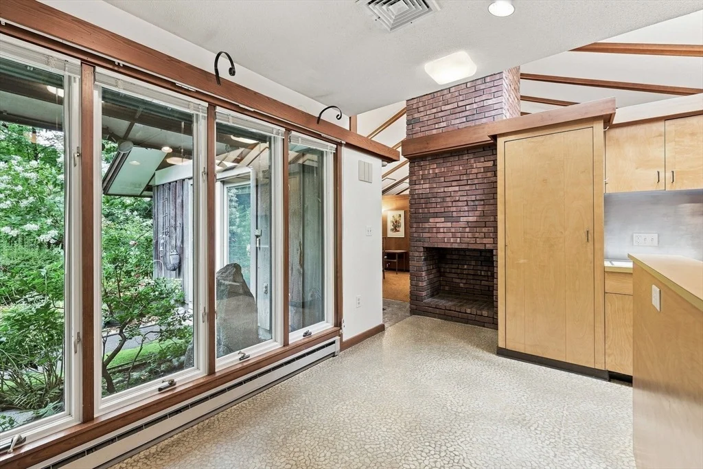 Photo of 8 Morgan Cir