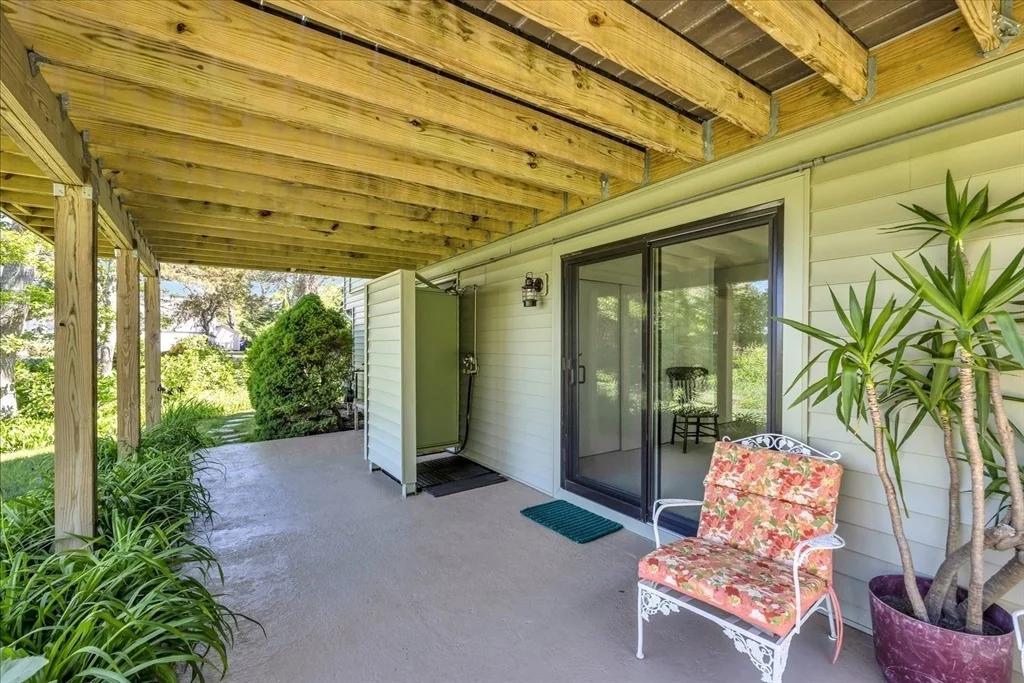 Photo of 128 Whippoorwill Cir