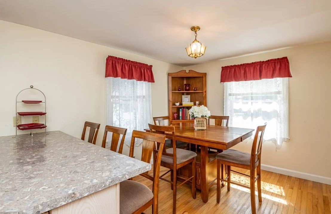 Photo of 31 Eustis St.