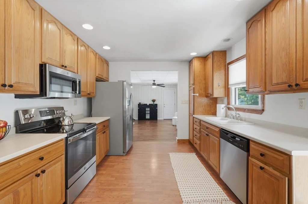 Photo of 479 Massasoit Road