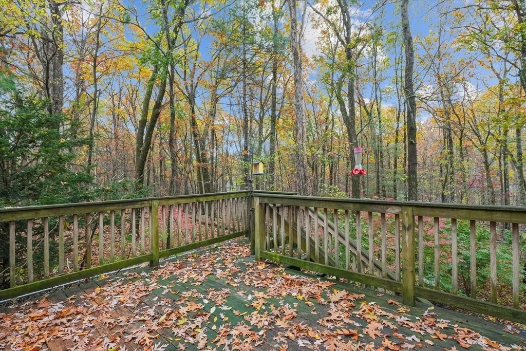 Photo of 601 Flathill Road