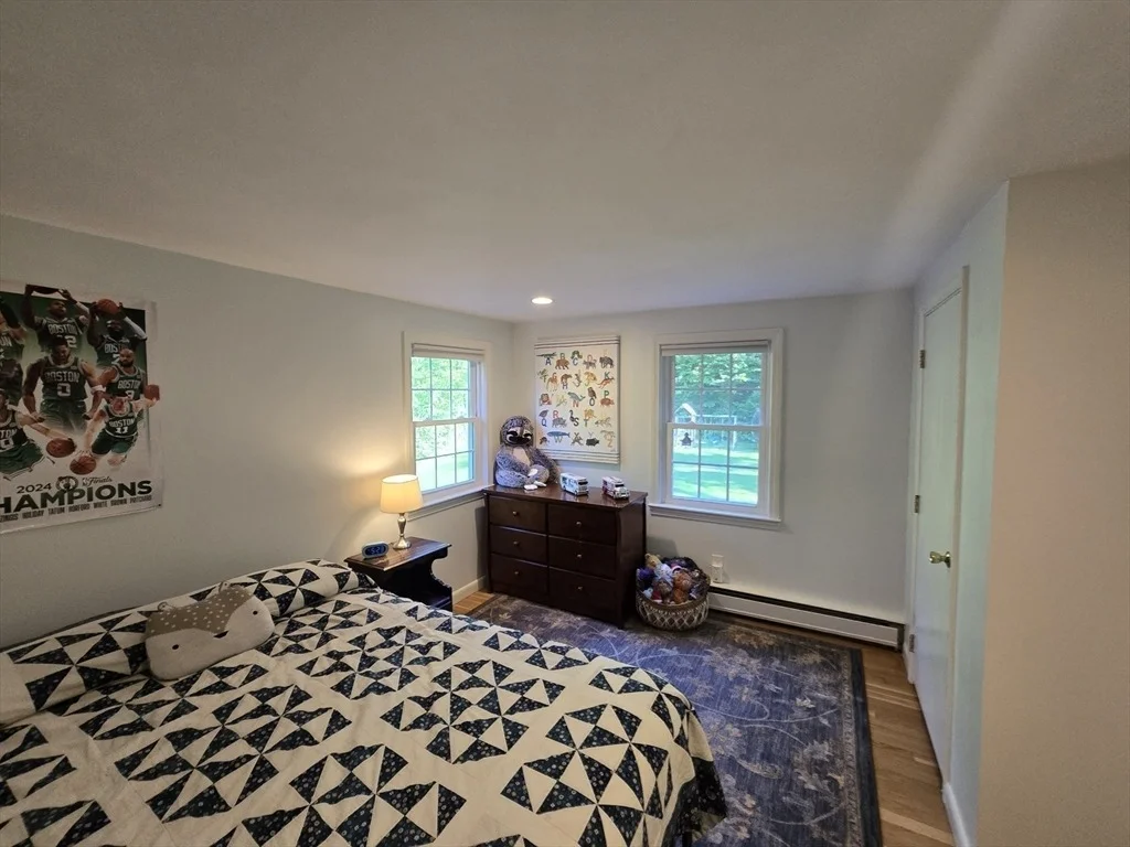 Photo of 8 Park Ln