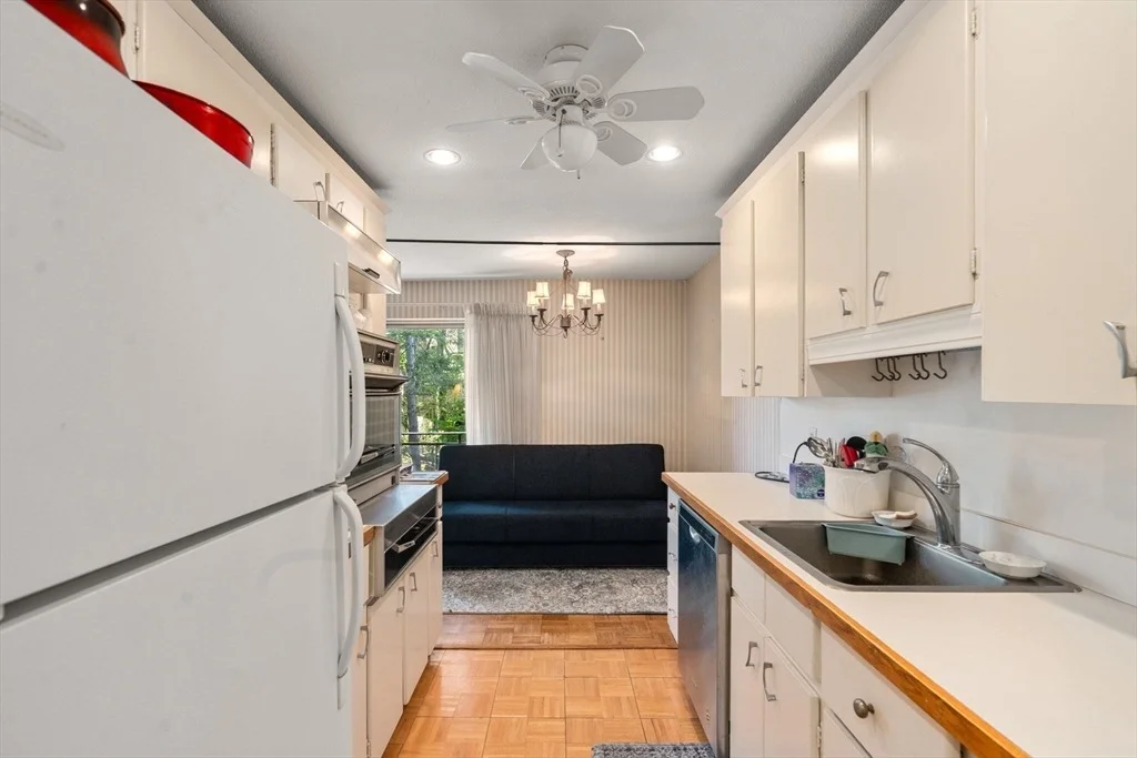 Photo of Unit 124 at 1202 Greendale Avenue