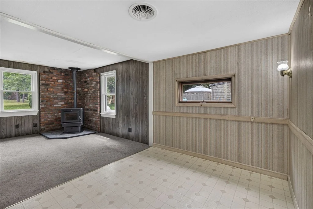 Photo of 42 Cottage Dr