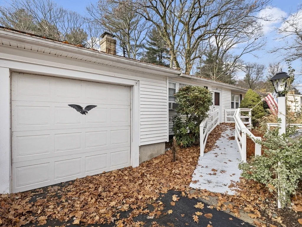 Photo of 16 Peterson Rd