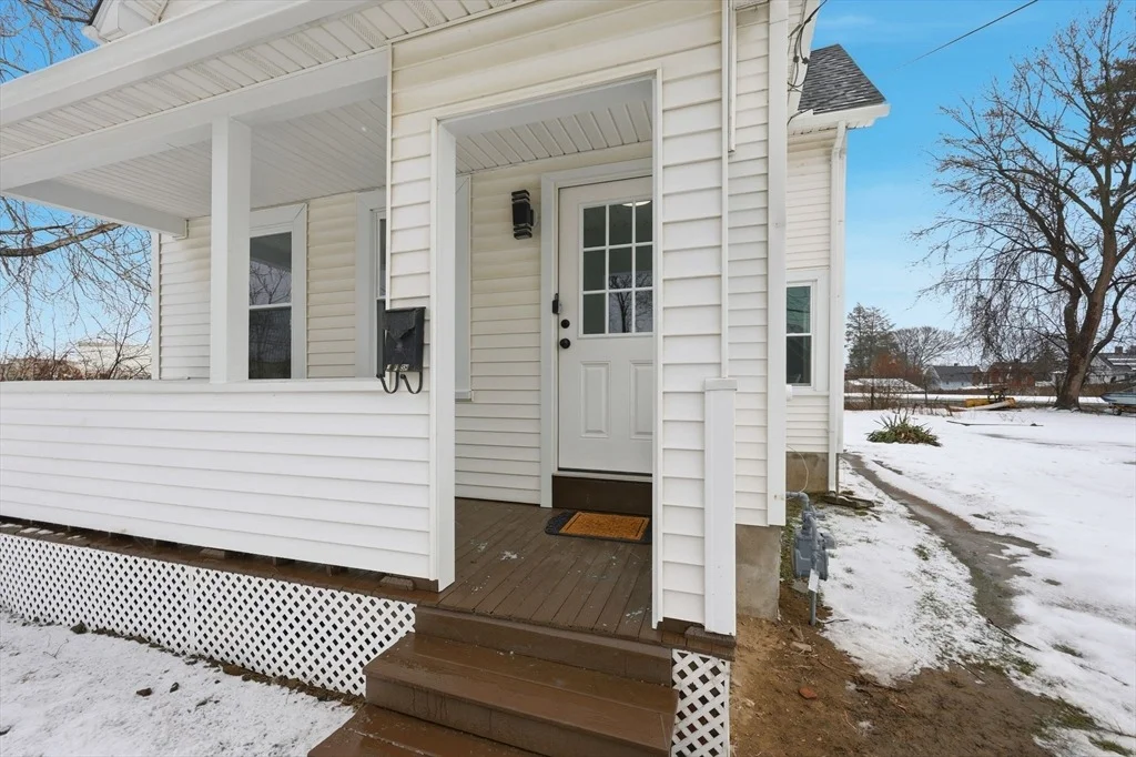 Photo of 29 Lowell Ave