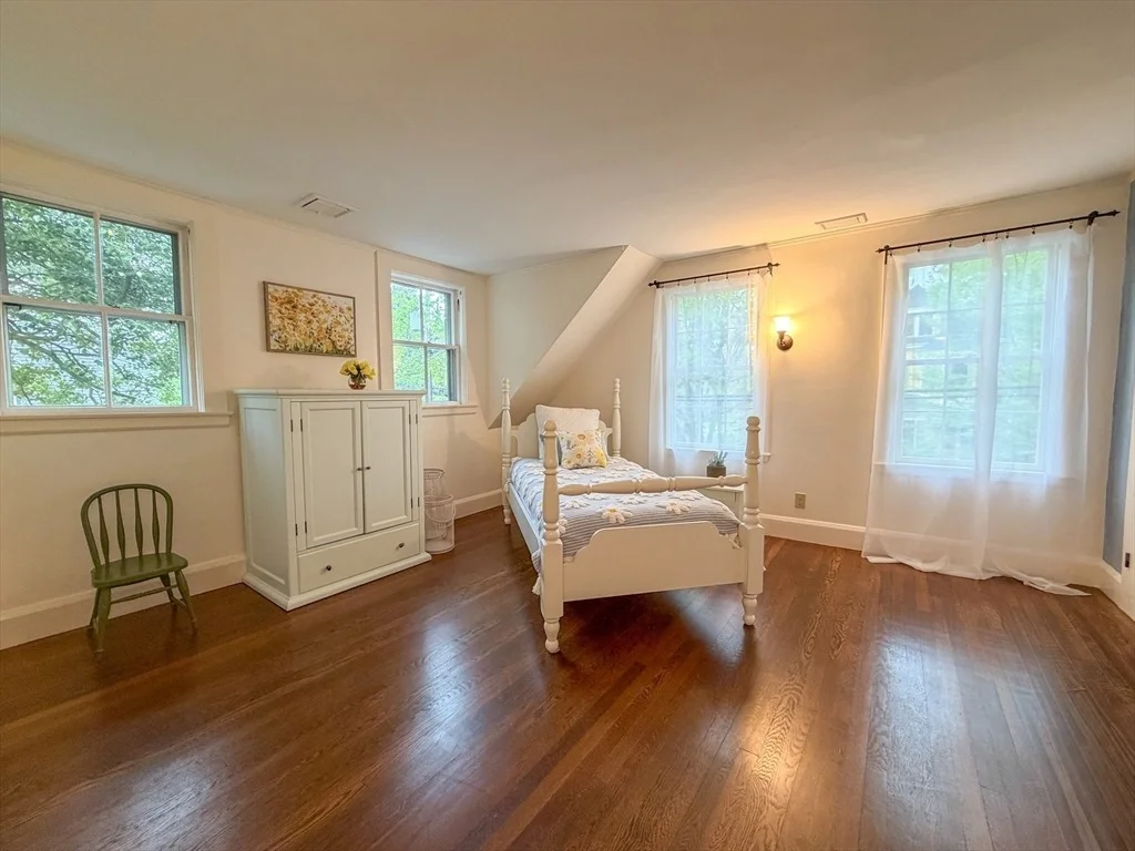 Photo of 12 Cottage Street