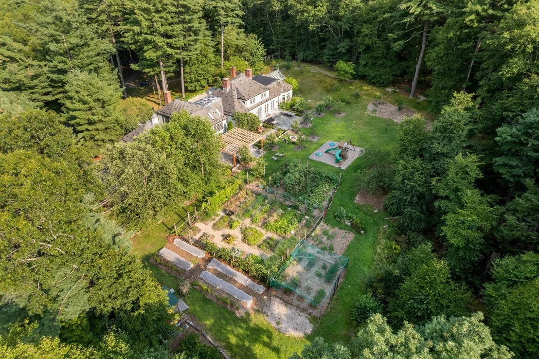 Photo of 150 Pond Road