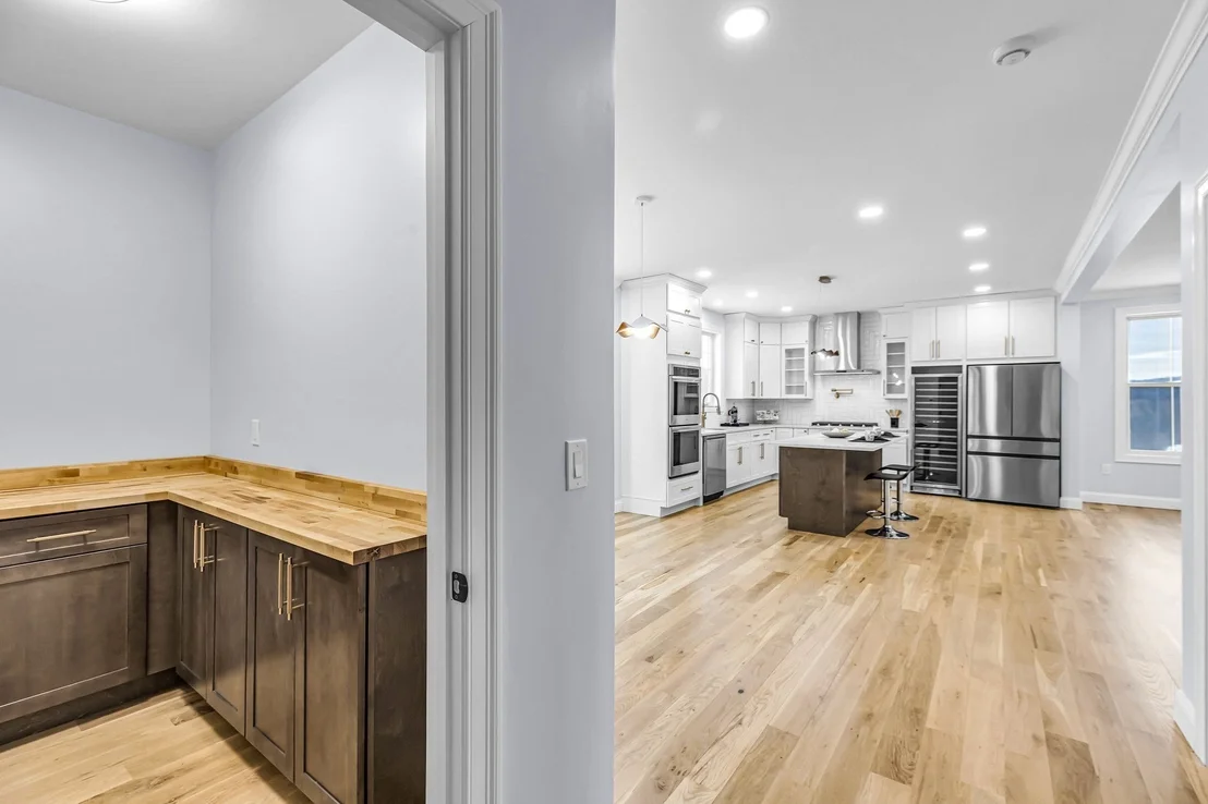 Photo of 44 Balsam Hill