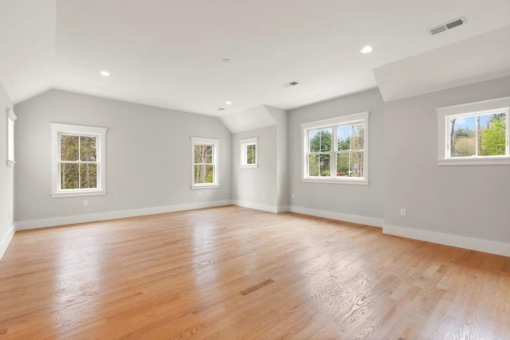 Photo of 16R Eldor Drive