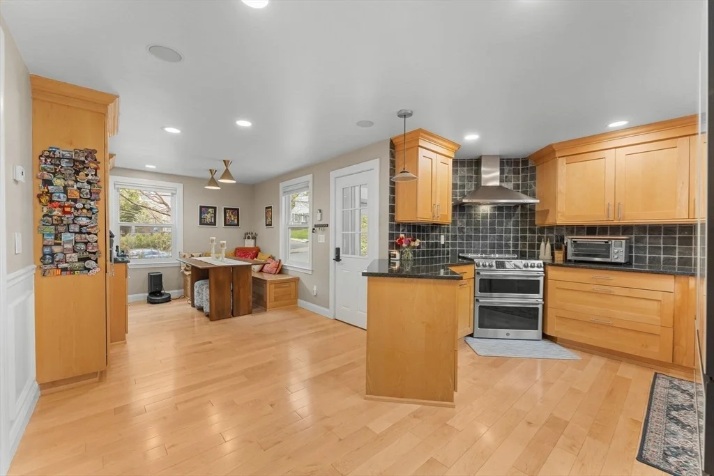 Photo of 106 Annawan Rd