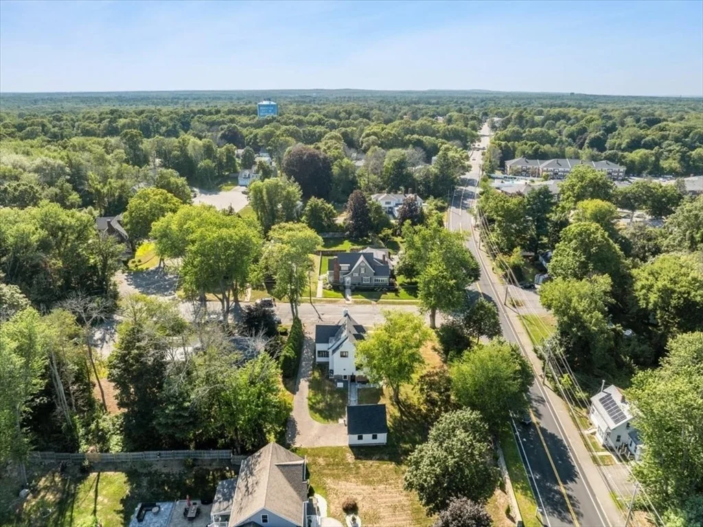 Photo of 8 Chilton Rd