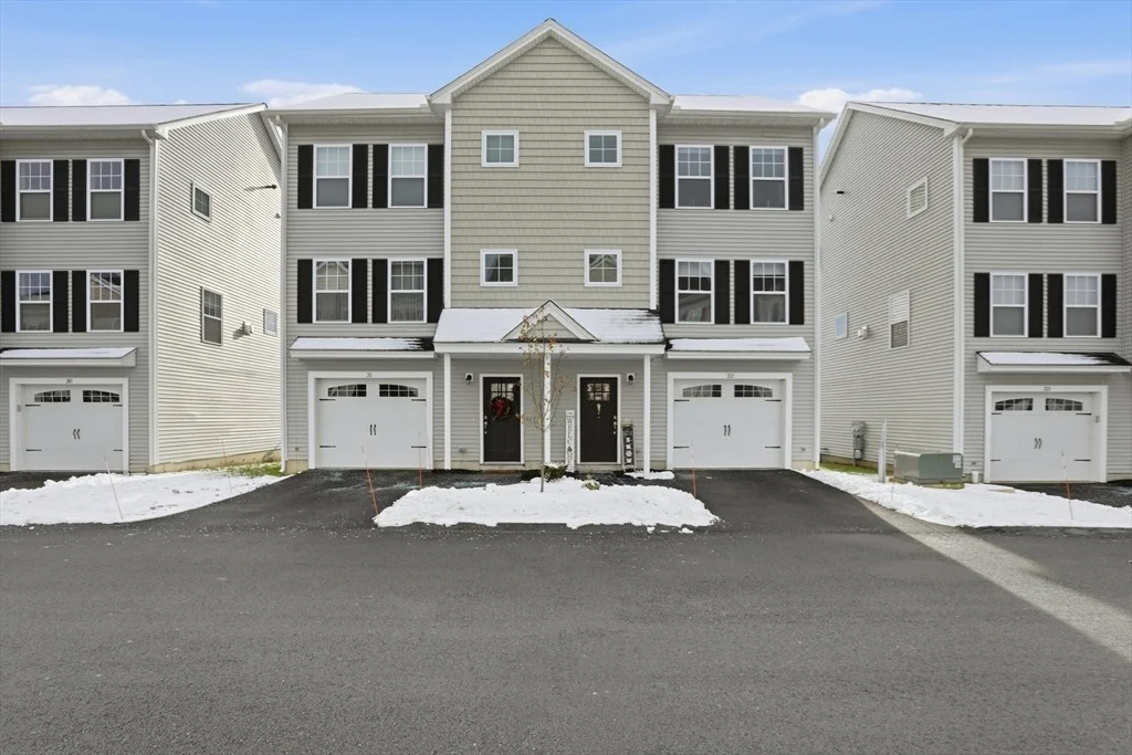 Photo of Unit 32 at 1400 Gorham St