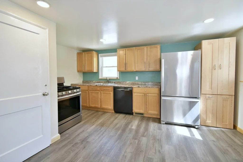 Photo of 160 Austin St