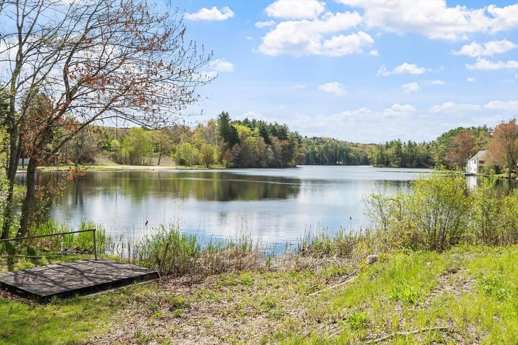 Photo of 125 Lake Ellis Rd