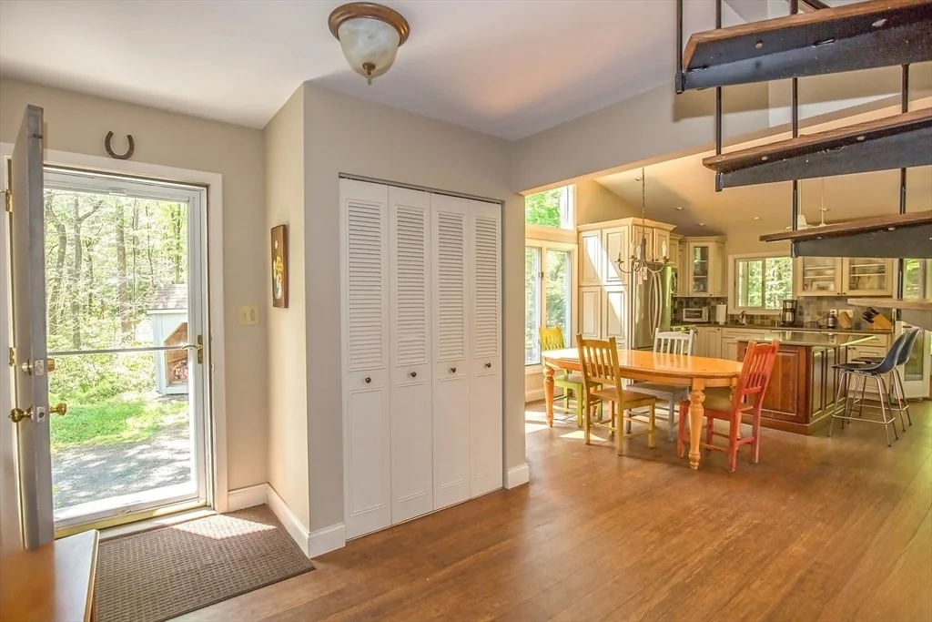 Photo of 265 Fox Den Rd
