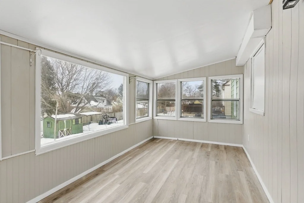 Photo of 228 Dalton Ave