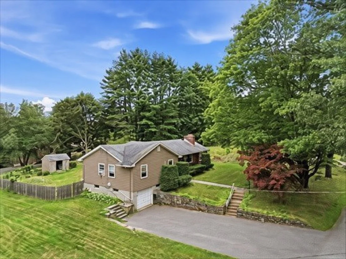 Photo of 12 Summer Hill Rd