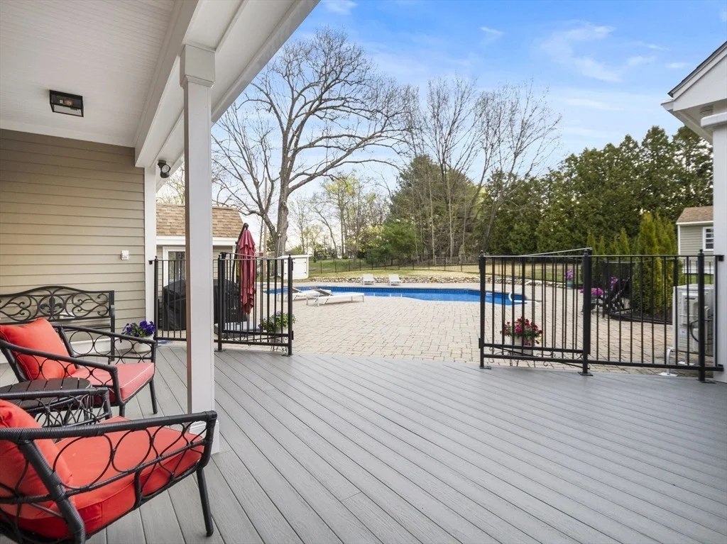 Photo of 10 Alfred Dr