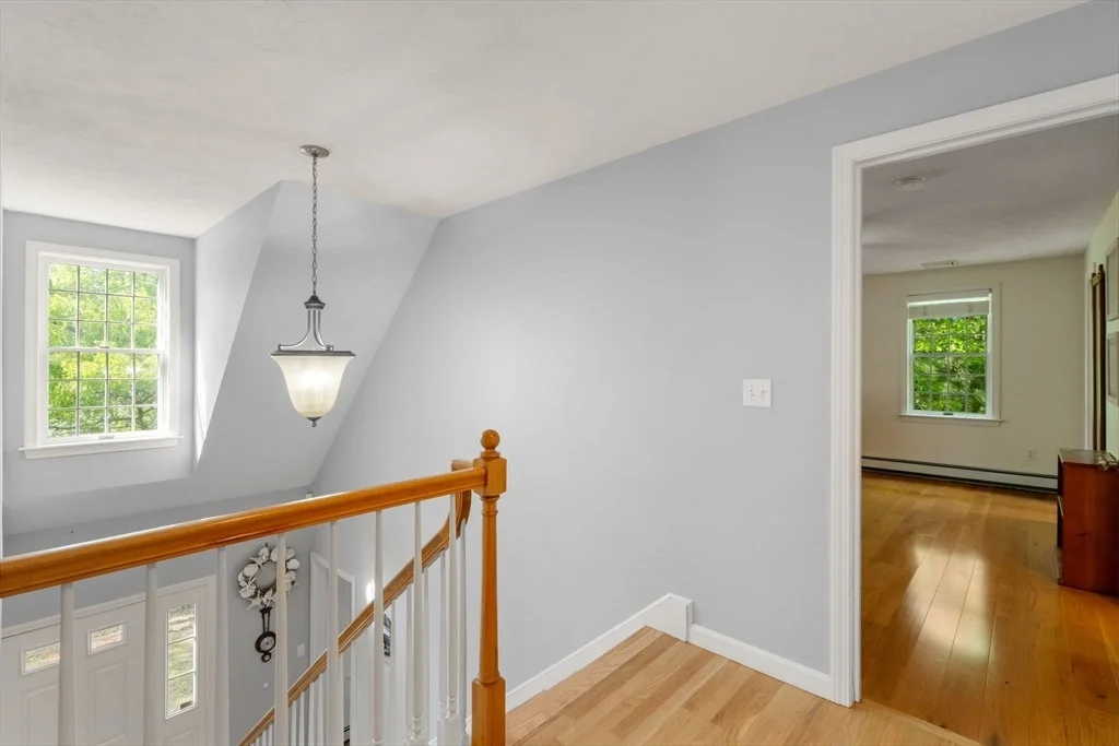 Photo of 8 Friendship Ln