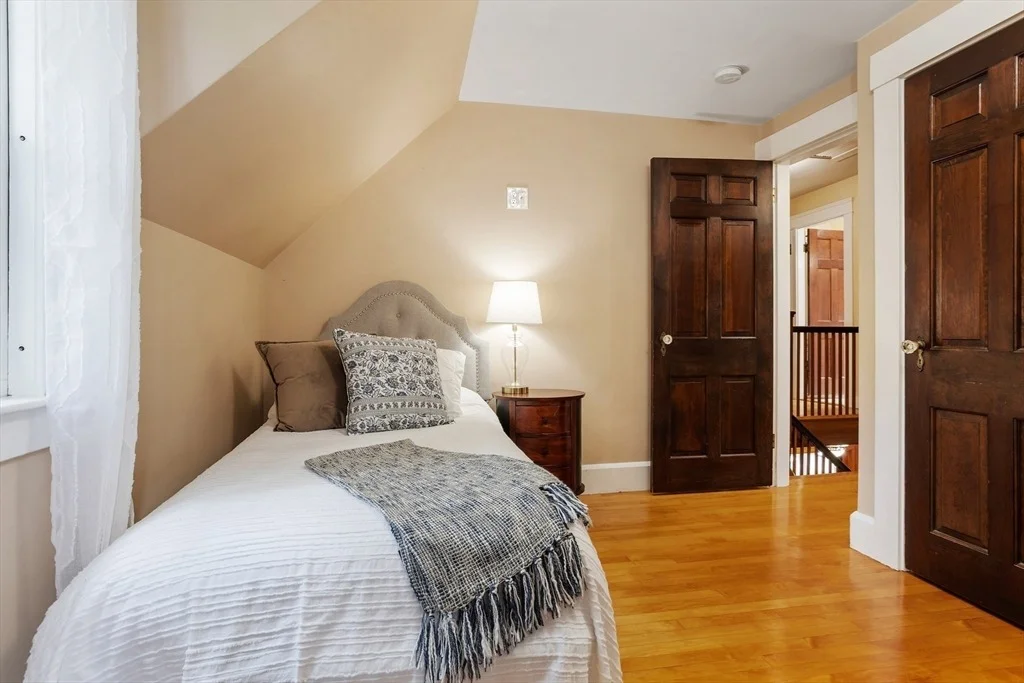 Photo of 33 Highland Avenue