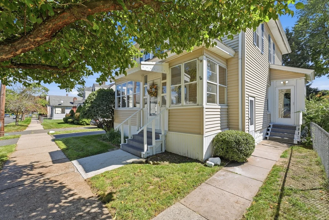 Photo of 57 Maple St