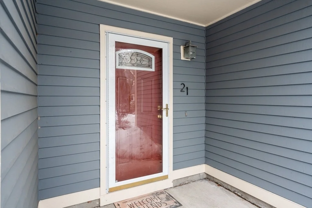 Photo of Unit 21 at 21 Oak Leaf Way